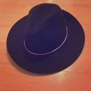 Black Wide Brim Fedora